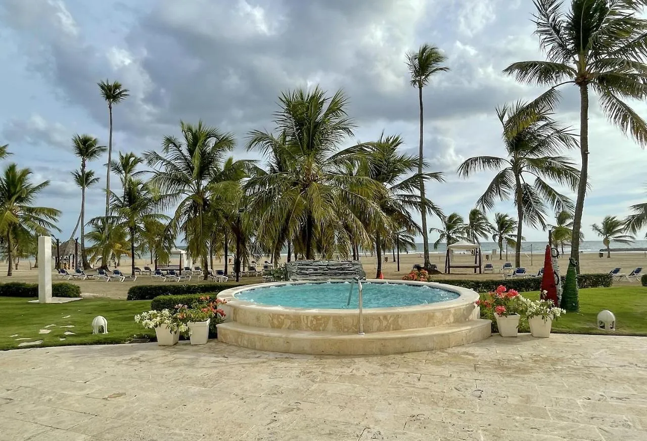 New! Unique Beachfront And Pool View Apartment At Juan Dolio