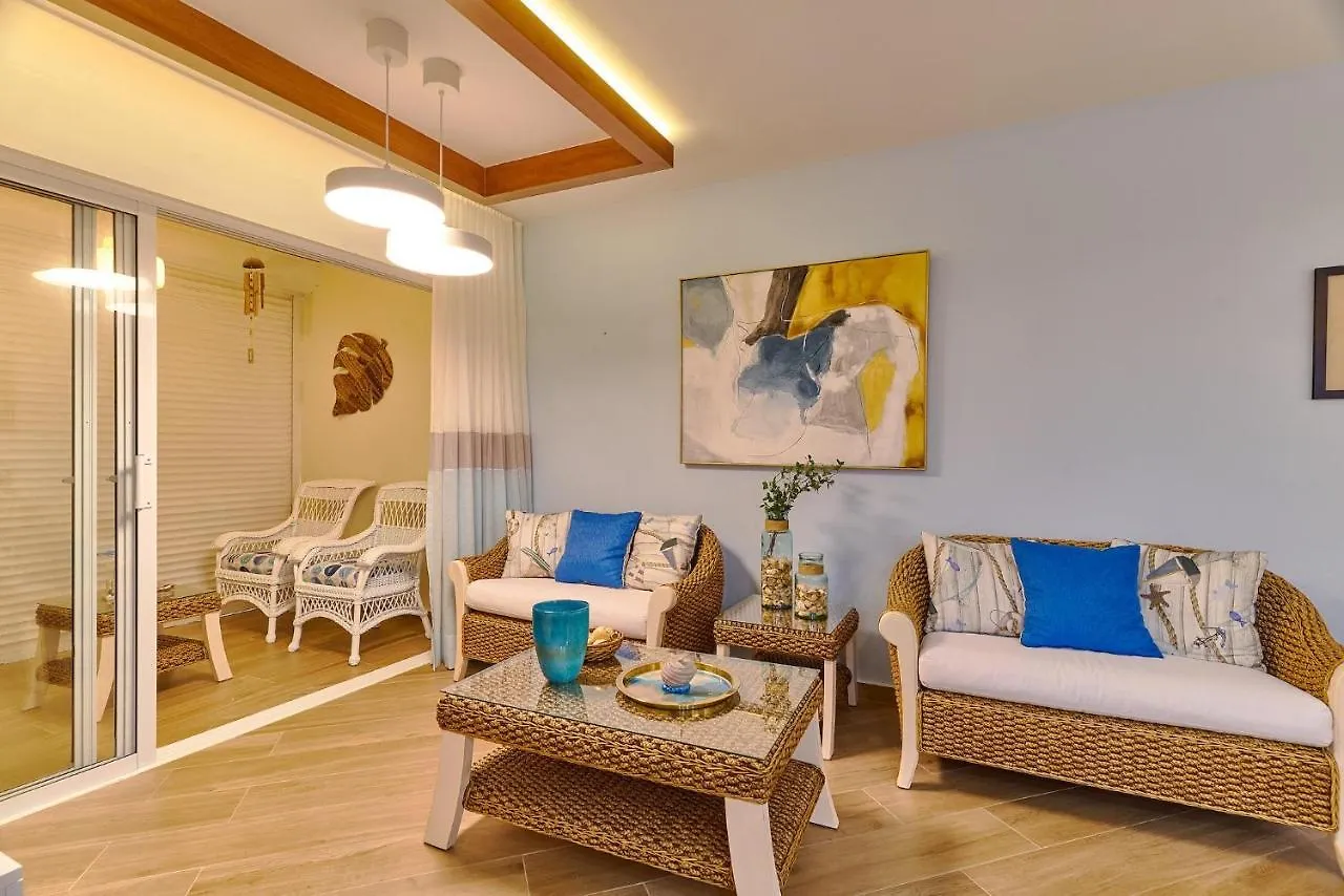 New! Unique Beachfront And Pool View Apartment At Juan Dolio