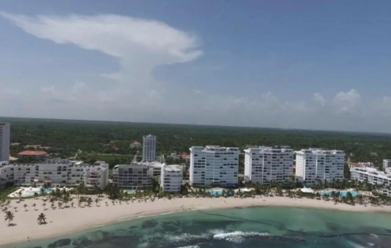 New! Unique Beachfront And Pool View Apartment At Juan Dolio Dominican Republic